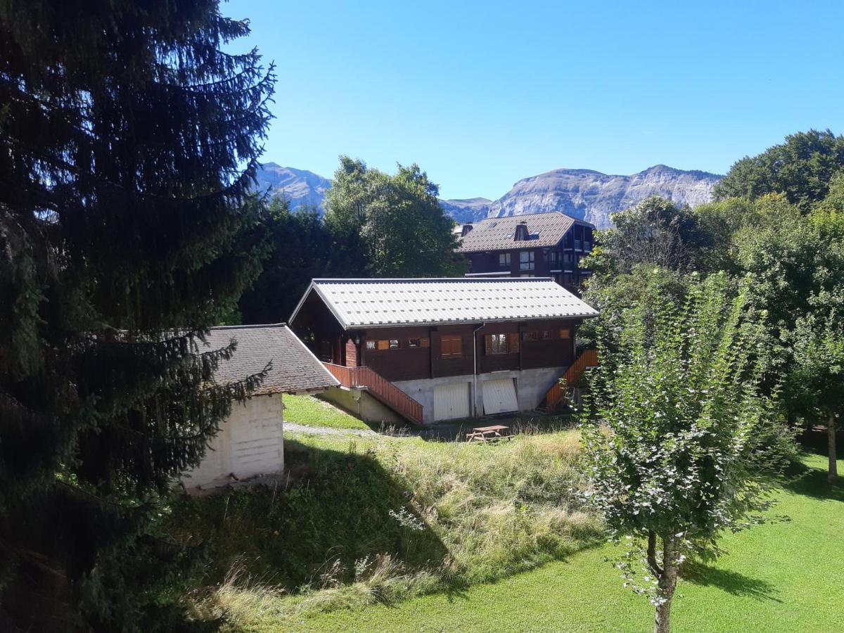 Appartement En Station De Ski A 700 M Des Telecabines Et 100 M Du Centre-Village Les Carroz d'Arâches Exterior foto